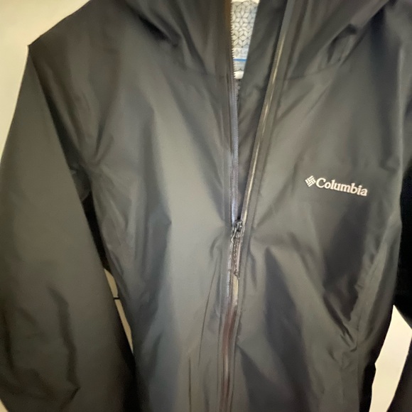 Columbia NWOT Omni Tech Jacket Womens Medium Full Zip Hooded - Picture 3 of 6